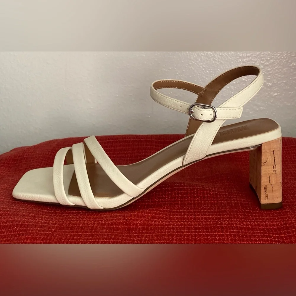 NWT.. WOMENS STRAPPY CORK HEEL SANDALS - Picture 16 of 16